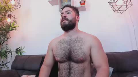 Instagram jeanpaulfit  online show from May 24, 9:42 pm