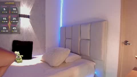 Snapshot of sebastiian69_ chatting on September 10, 11:10 am Sebas online show from September 10, 11:10 am