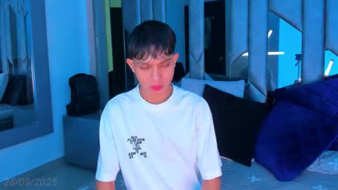 Sebastian online show from September 28, 3:50 pm