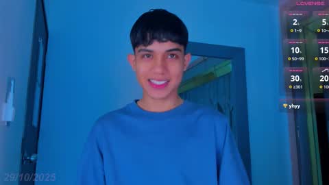 Sebastian online show from October 29, 8:43 pm