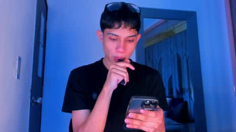 Sebastian online show from April 29, 4:38 am