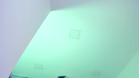 Snapshot of sebax_00 chatting on May 14, 6:09 am Sebastian online show from May 14, 6:09 am