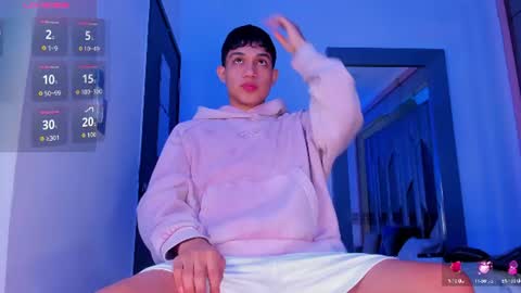 Snapshot of sebax_00 chatting on July 25, 4:32 am Sebastian online show from July 25, 4:32 am