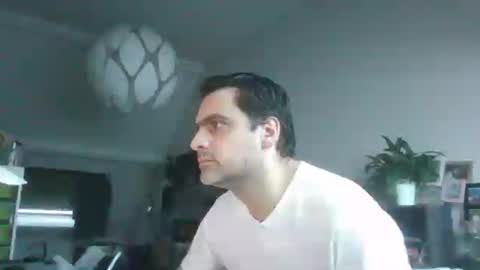 Snapshot of sebix9206 chatting on February 2, 8:24 am sebix9206 online show from February 2, 8:24 am