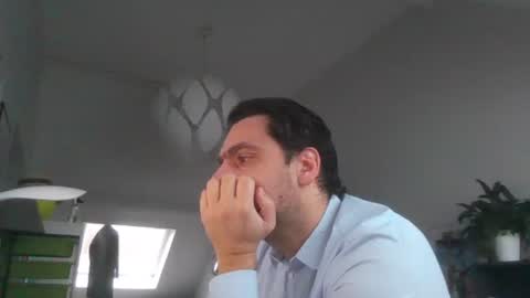 Snapshot of sebix9206 chatting on February 5, 8:30 am sebix9206 online show from February 5, 8:30 am