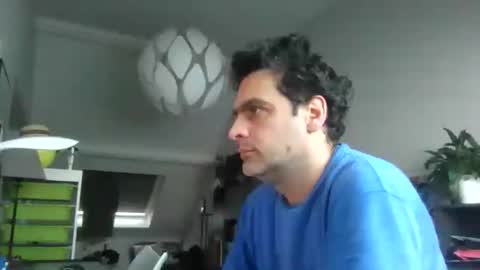 Snapshot of sebix9206 chatting on February 7, 9:02 am sebix9206 online show from February 7, 9:02 am