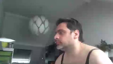 Snapshot of sebix9206 chatting on March 10, 8:41 am sebix9206 online show from March 10, 8:41 am