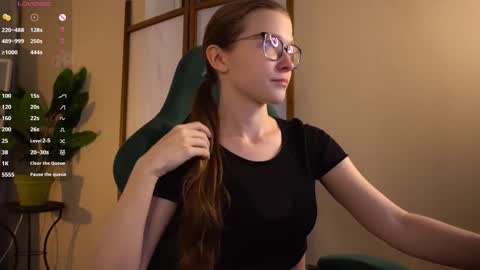 Brenda online show from October 13, 5:40 am