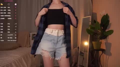 Brenda online show from November 24, 4:18 pm