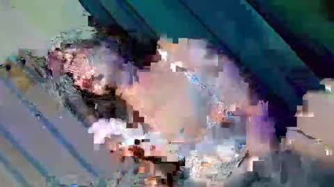 Snapshot of secret_affair18 chatting on October 22, 5:52 am kwen online show from October 22, 5:52 am