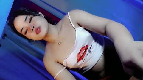 kwen online show from February 27, 4:07 pm