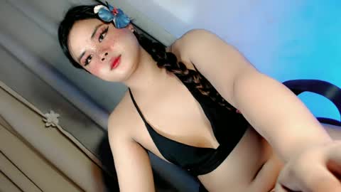 kwen online show from June 14, 7:49 pm