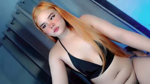 kwen online show from July 25, 10:02 am