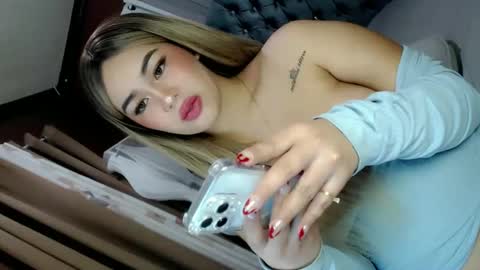 Chloe online show from February 10, 10:30 pm