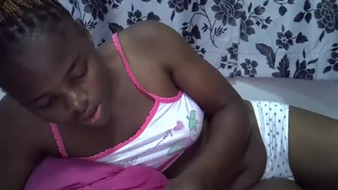 Snapshot of secret_seducer chatting on November 10, 7:24 pm cruce online show from November 10, 7:24 pm