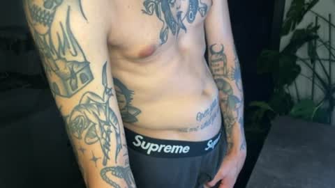 secretlust96 online show from August 6, 7:49 pm