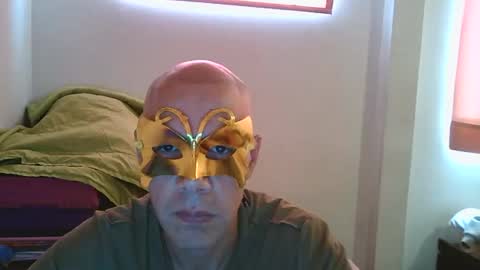 Secret Muscle online show from April 1, 5:10 pm