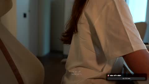Eliz online show from June 19, 6:12 pm