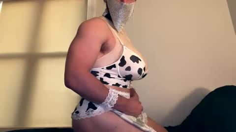 secretshopper361 online show from December 3, 9:24 pm