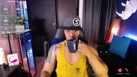 sed online show from May 1, 10:42 am