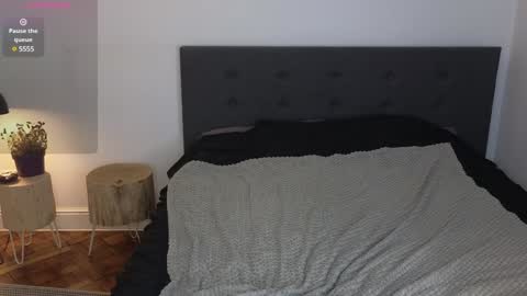 Sara online show from December 1, 9:48 pm