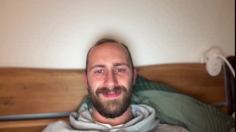 seducemepleae online show from November 11, 9:15 pm