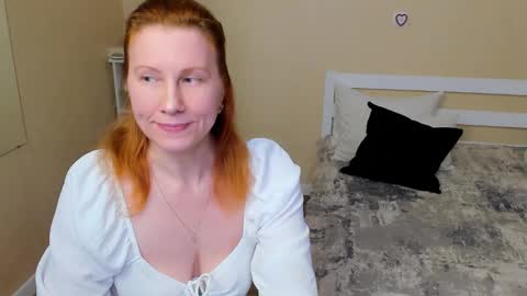 seductive_foxy_ online show from October 7, 5:59 am