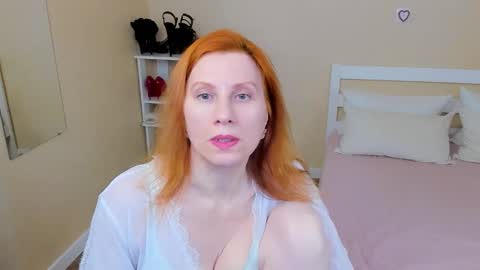 seductive_foxy_ online show from March 9, 3:38 pm