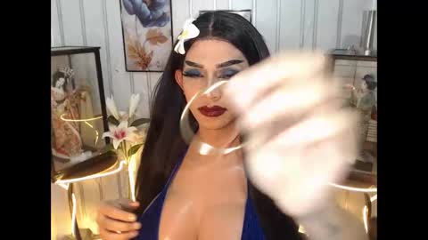 YOUR MARINA online show from March 12, 11:55 pm