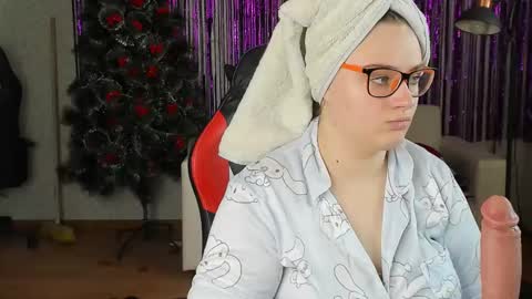 seductive_she_wolf online show from February 5, 10:51 am