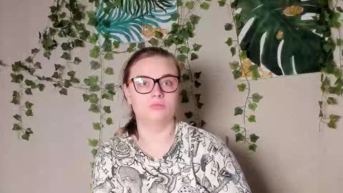 seductive_she_wolf online show from October 27, 5:28 pm