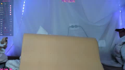 seductive_she_wolf online show from July 14, 4:45 pm