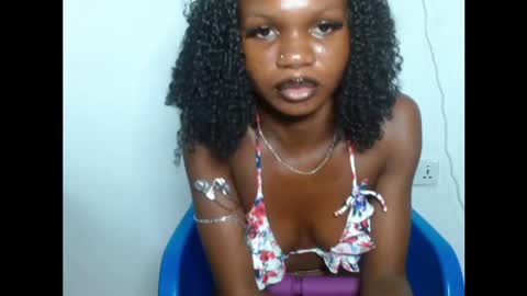 seductive_sugar247 online show from April 18, 7:07 pm