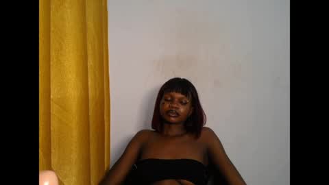 seductive_sugar247 online show from June 4, 4:18 am