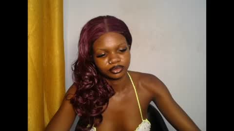 seductive_sugar247 online show from June 12, 6:29 pm