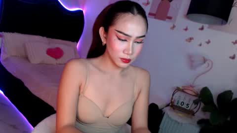 Vanessa online show from May 4, 6:15 pm