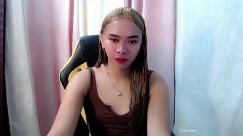 Snapshot of seductive_zyra chatting on May 20, 7:47 am seductive_zyra online show from May 20, 7:47 am
