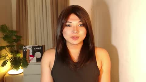 Snapshot of seductivedeluxe69 chatting on December 2, 8:41 am Deluxe online show from December 2, 8:41 am