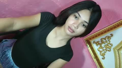 Snapshot of seductivepinoy_xx chatting on June 2, 8:49 am seductivepinoy_xx online show from June 2, 8:49 am