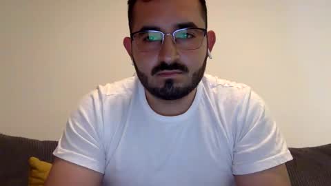 seficha18 online show from May 20, 4:46 pm