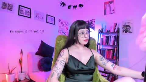 Snapshot of segismunda chatting on July 19, 11:58 am Luciana online show from July 19, 11:58 am