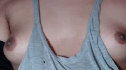 Snapshot of selda_ chatting on January 2, 3:37 am Selda online show from January 2, 3:37 am