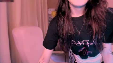 selectrra online show from June 11, 6:39 pm
