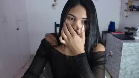 Snapshot of seleena__ chatting on February 3, 6:40 am seleena__ online show from February 3, 6:40 am