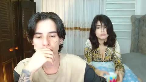 Snapshot of selena_and_andress chatting on November 18, 10:41 am Selena Andress online show from November 18, 10:41 am