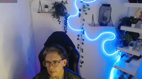 Snapshot of selena_ferreira chatting on June 9, 7:25 pm Selena online show from June 9, 7:25 pm