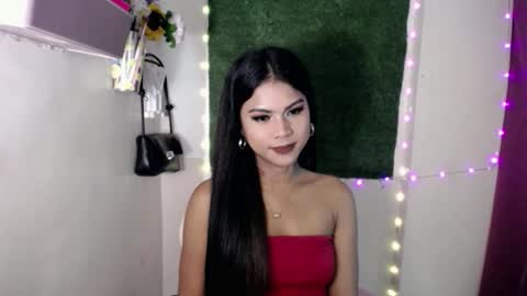 selena_fox2000 online show from April 25, 2:36 pm