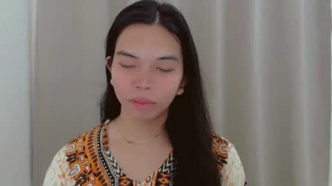 Snapshot of selena_fuckdoll chatting on December 11, 10:38 pm Selena online show from December 11, 10:38 pm