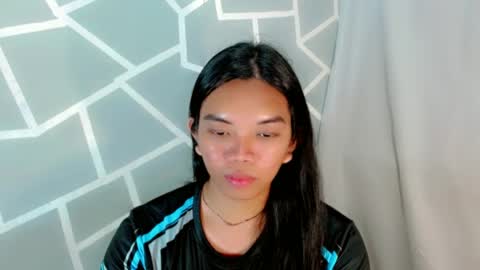 Selena online show from June 24, 3:00 pm