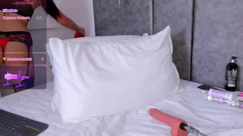  Selena  online show from March 11, 12:38 am